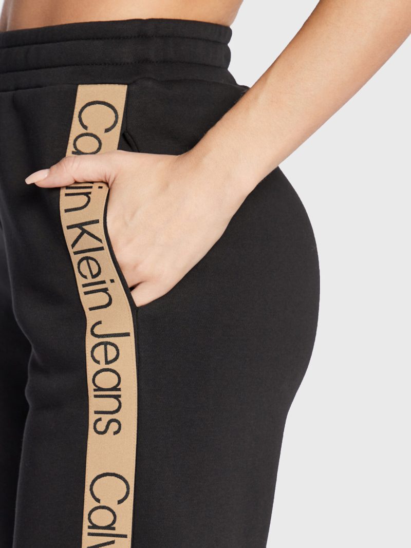 Calvin Klein Jeans dámské černé tepláky