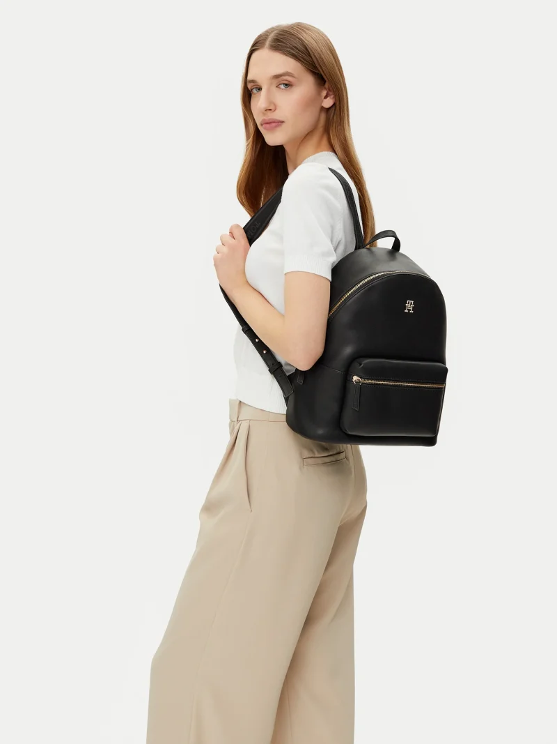 Tommy Hilfiger dámský černý batoh