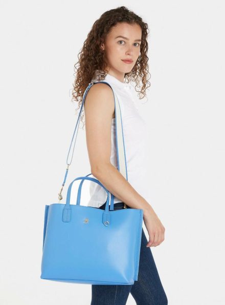 Tommy Hilfiger dámská modrá kabelka